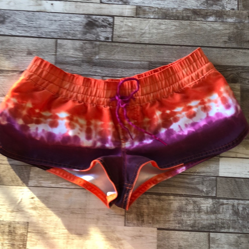 Rip Curl Board shorts cute tie dye